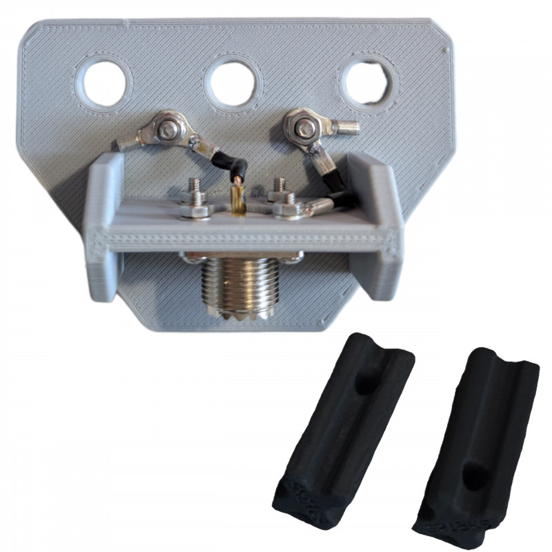 DIY dipole kit with UC1 socket and insulators - 1 DIY dipole kit with UC1 socket and insulators - 1