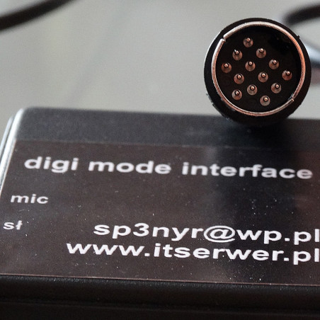 Interfejs DIGI do emisji cyfrowych do transceiverów KENWOOD